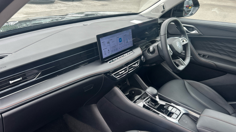 MG HS 1.5 T-GDI Trophy 5dr DCT Petrol Hatchback